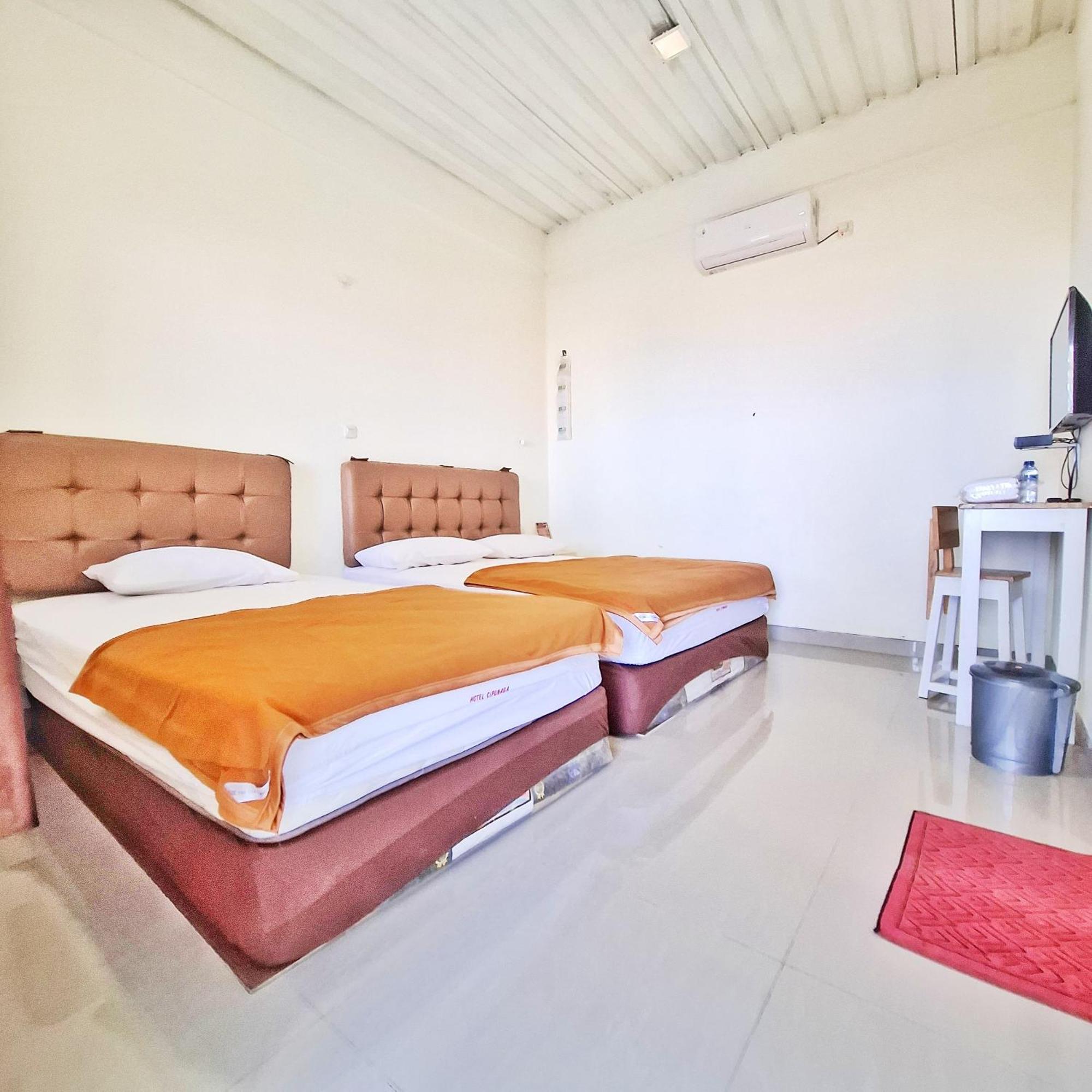 Hotel Cipunaga Ciemas Luaran gambar